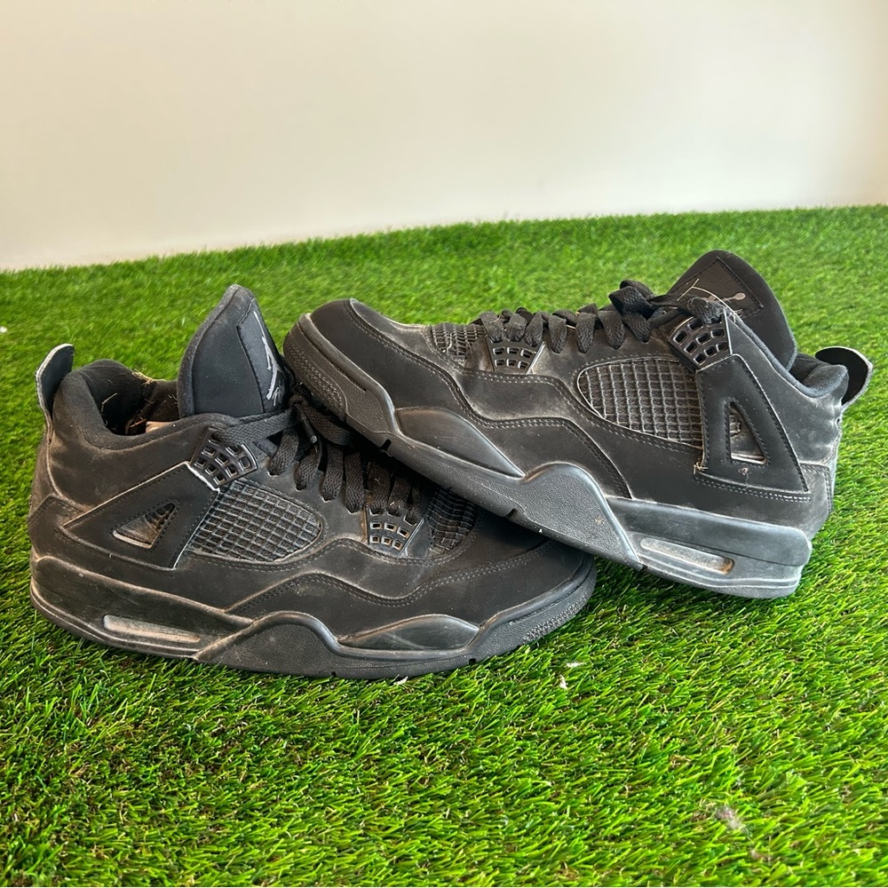 Jordan 4 Black Cat size 10.5 read description